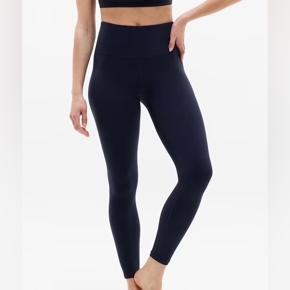 Athleta Women’s Elation Ultra High Rise 7/8 Athletic Legging in Navy